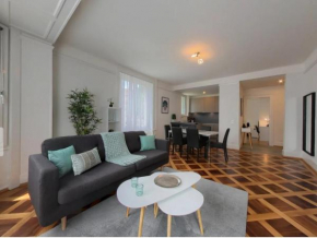 Lausanne City Center Apartments, Minutes Away from the Lake! AM53